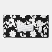 Fleurs blanches avec perles sur noir (Clavier et souris)