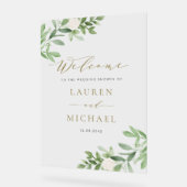 Fleurs blanches et Wedding shower de verdure (Angle)