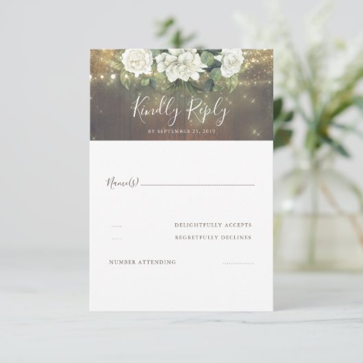 Fleurs blanches Mariage campagnard rustique RSVP (Debout devant)