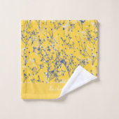 Fleurs Bleues Modernes et Élégantes Nom Jaune mout (Gant de toilette)