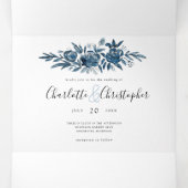 Fleurs bleues tout en un faire-part de mariage (Intérieur au milieu)