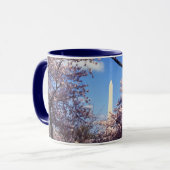 Fleurs de cerisier dans la tasse de café de (Devant gauche)