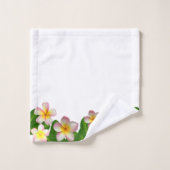 Fleurs de Plumeria sur un ensemble de serviettes d (Gant de toilette)