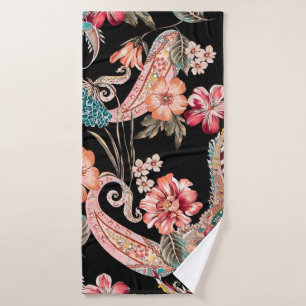 Fleurs ethniques et feuilles avec paisley vintage