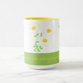 Fleurs Faisées Fleurs Jaunes Et Mug Vert (Centre)