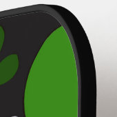 Fleurs funky sur une raquette de pickleball (Détail gauche)