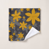 Fleurs jaunes moutarde sur gris foncé et vignes (Gant de toilette)