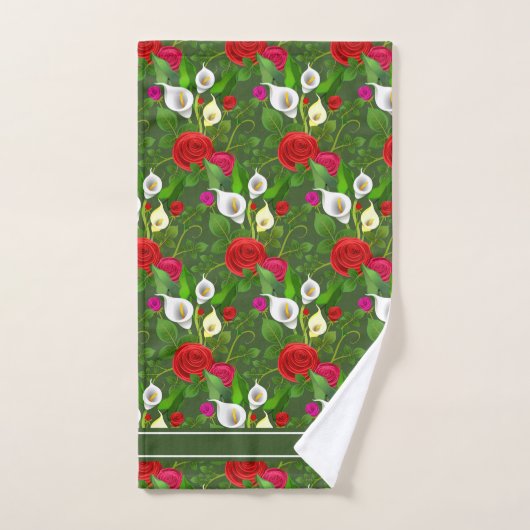 Fleurs modernes chic et script sur vert de forêt (Serviette à main)