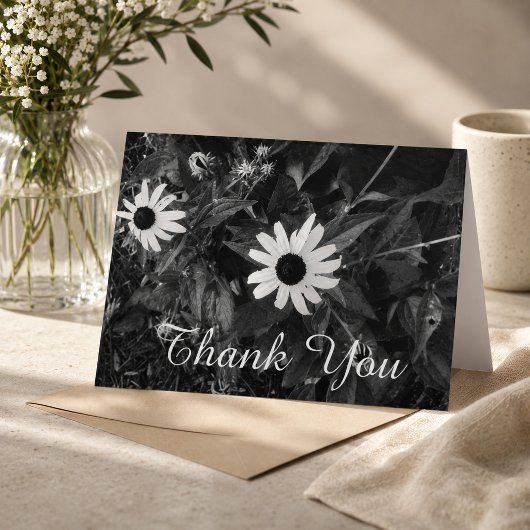 Fleurs noires et blanches Merci
