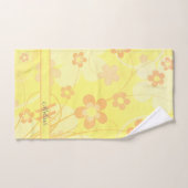 Fleurs orange jaune Simple mignon Monogramme flora (Serviette à main)