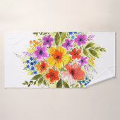 Fleurs peintes à la main, bouquet aquarelle clair. (Serviette de bain)