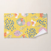 Fleurs rétro colorées mignonnes l Jaune (Serviette à main)