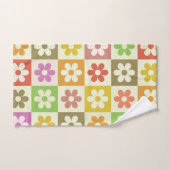 Fleurs Rétro Colorées sur Motif Damier (Serviette à main)