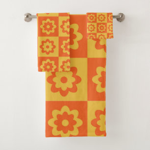 Fleurs rétro hippies sur damier jaune orange