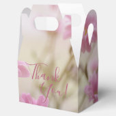 Fleurs romantiques Ballotins élégantes aux marguer (Ouvert)