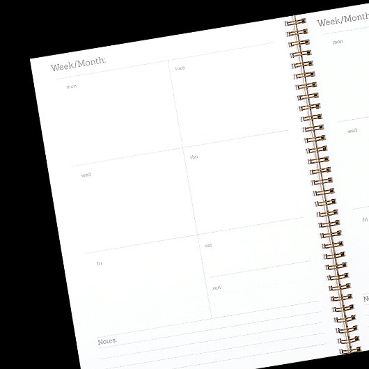 Fleurs rose blanc motif script 2026