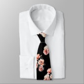 Fleurs roses cravate noire (Attaché)