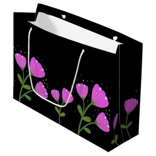Fleurs roses sur sac cadeau noir (Devant Angle)