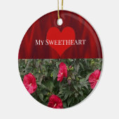 Fleurs rouges avec ornement cardiaque (Gauche)