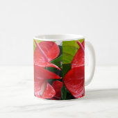 Fleurs rouges Mug de café blanc (Devant droit)