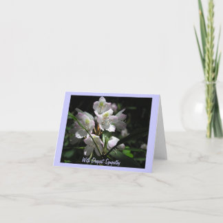 Fleurs sur la carte de sympathie