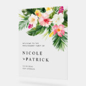 Fleurs tropicales et partie d'engagement vert (Angle)