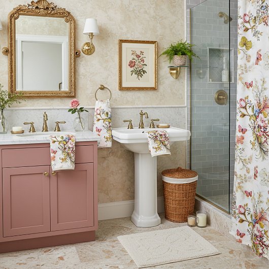 Fleurs vintages et papillons