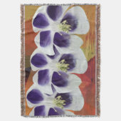 Fleurs violettes et blanches Jeter la couverture (devant Vertical)