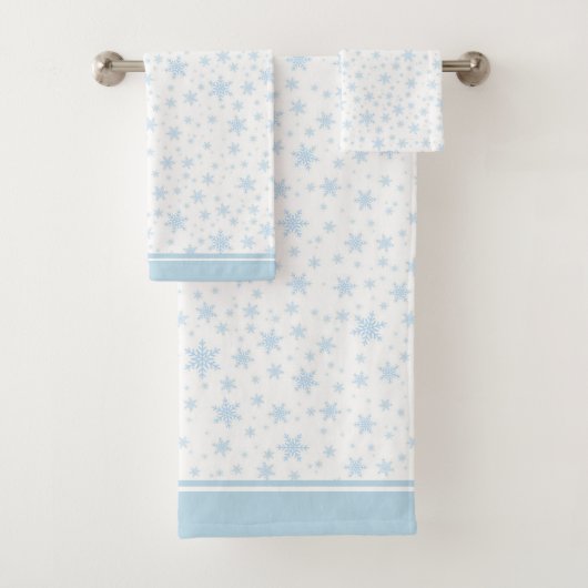 Flocons de neige bleu clair sur ensemble de servie (En situation)