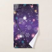 Flocons de neige de conte de fées hivernal violet (Serviette à main)