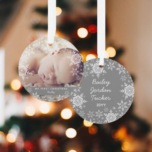 Flocons de neige pour le premier Noël de bébé en h