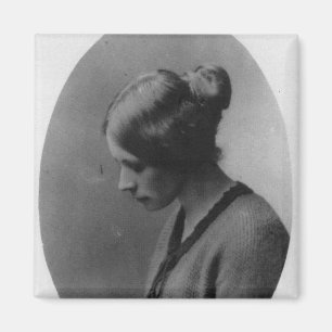 Flora Thompson Magneet