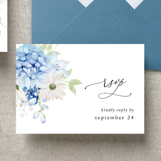 Floral bleu et blanc Dusty w Repas RSVP