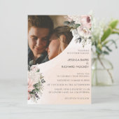 Floral Blush rose Mariage Photo Invitation (Debout devant)