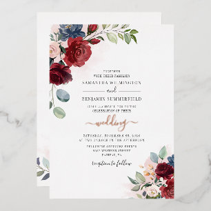 Floral Burgundy Botanical Script Weddenschap Roos  Folie Uitnodiging