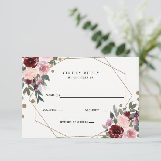 Floral Burgundy Gold Glitter Geometric Wedding RSVP Kaartje (Staand voorkant)