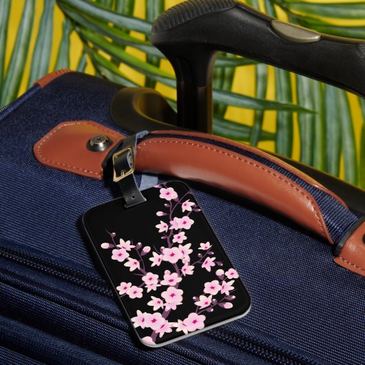 Floral Cherry Blossom Pink Black Feminine Bagagelabel (Voorkant Insitu 1)