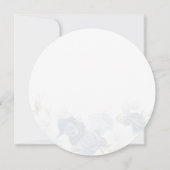 Floral Dusty Blue Greenery Script Vrijgezellenfees Kaart (Achterkant)