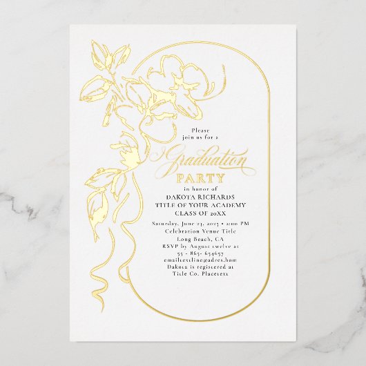Floral Elegant Graduation Party Foto Goud Folie Uitnodiging (Voorkant)