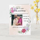 Floral Elegant Wedding Invitation with Couples. (Fleur jaune)