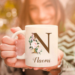 Floral gepersonaliseerde bruidsmeisje brief n cade koffiemok