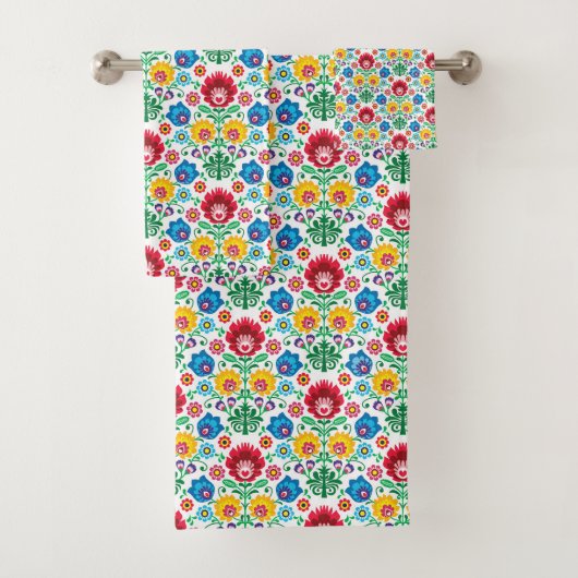 Floral Heart Folk Art Pattern Bad Handdoek (Insitu)