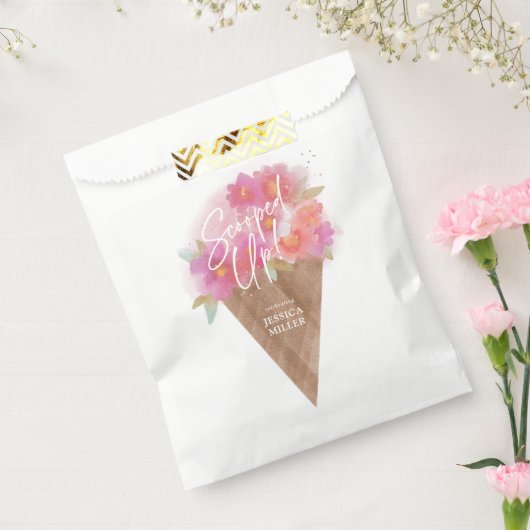 Floral Ice Cream Cone Vrijgezellenfeest geschept Bedankzakje (Gezegeld)