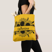 Floral line drawing sunflowers personalized name draagtas (Dichtbij)