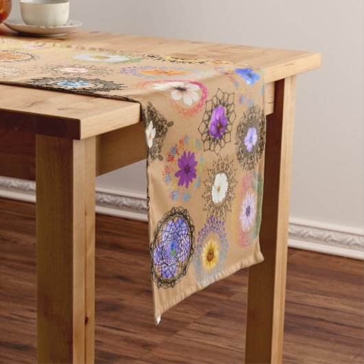 Floral Mandala Fusion: Elegant Table Runner Korte Tafelloper (Voorbeeld)