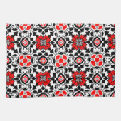 Floral Moroccan Tile, Deep Red, Black and White Theedoek (Horizontaal)