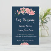 Floral navy and blush bruiloft editable script kaart (Staand voorkant)