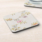 Floral ontwerp van anjers en rozen voor zijde bier onderzetter (Linkerzijde)