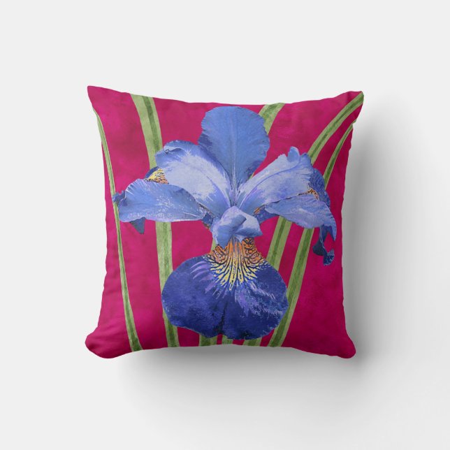 Floral Paarse Iris op Magenta Roze Kussen (Voorkant)