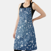 Floral patroon op denim schort (Insitu)